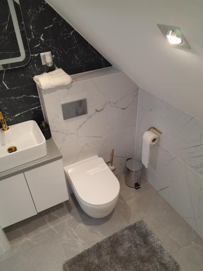Domek Pod Brzozami Z Jacuzzi ,Grillem I Tarasem Przemyśl Exterior foto